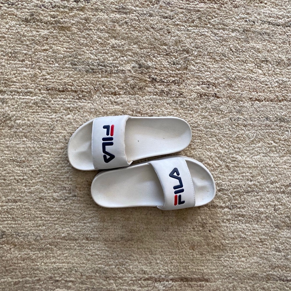Reto Fila Slide Sandals